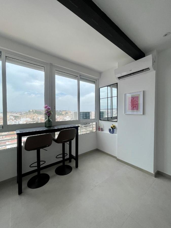 Sky Views Studio In City Centre Αλικάντε Εξωτερικό φωτογραφία