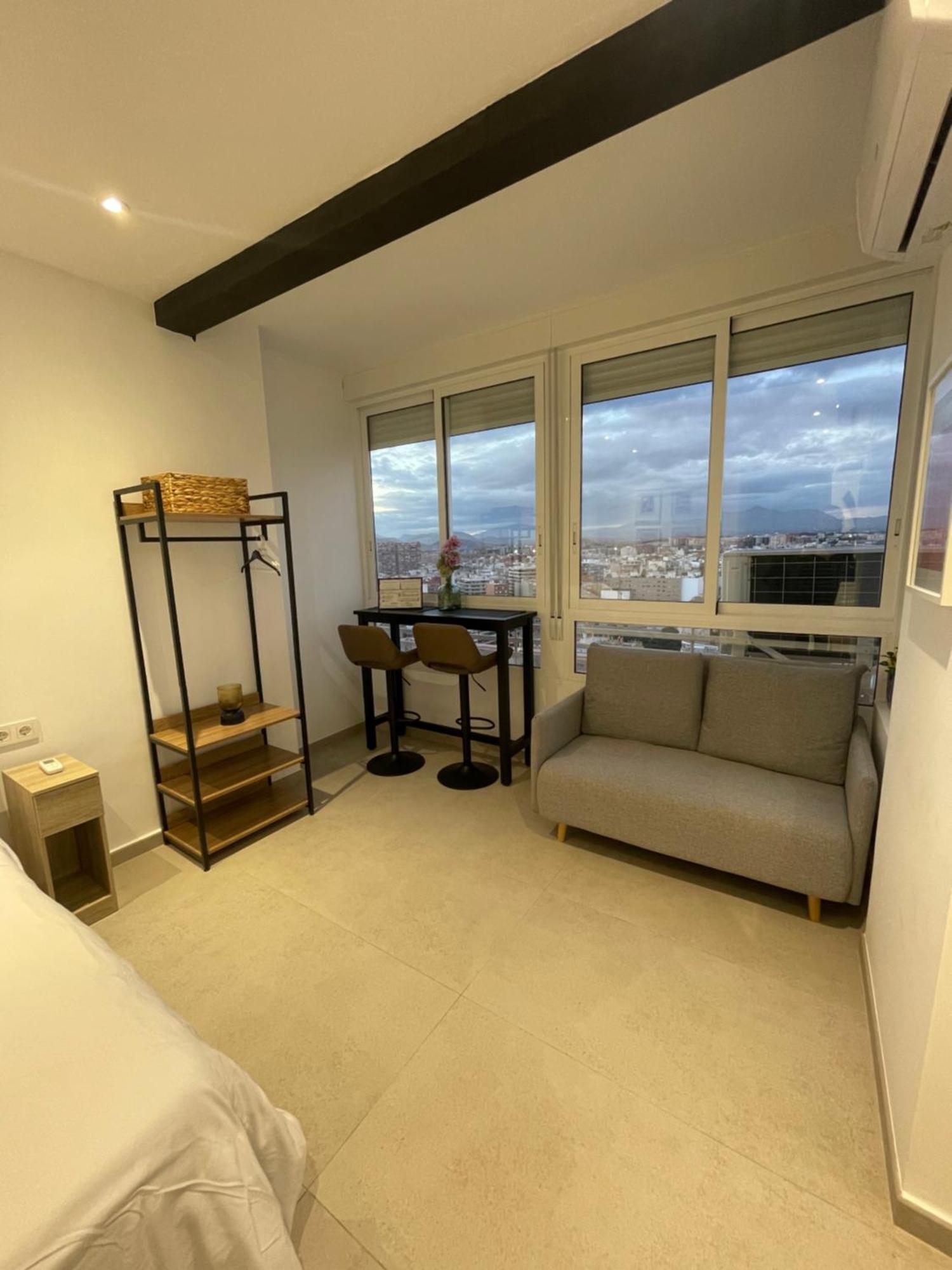 Sky Views Studio In City Centre Αλικάντε Εξωτερικό φωτογραφία
